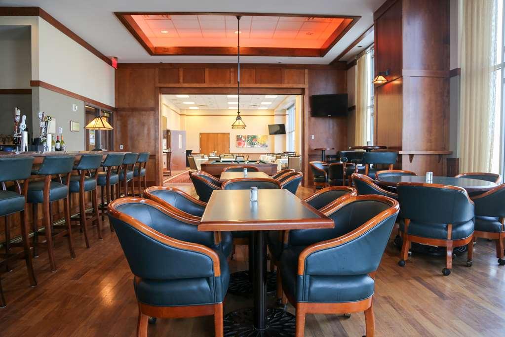 Fluno Center Hotel Мадисън Ресторант снимка